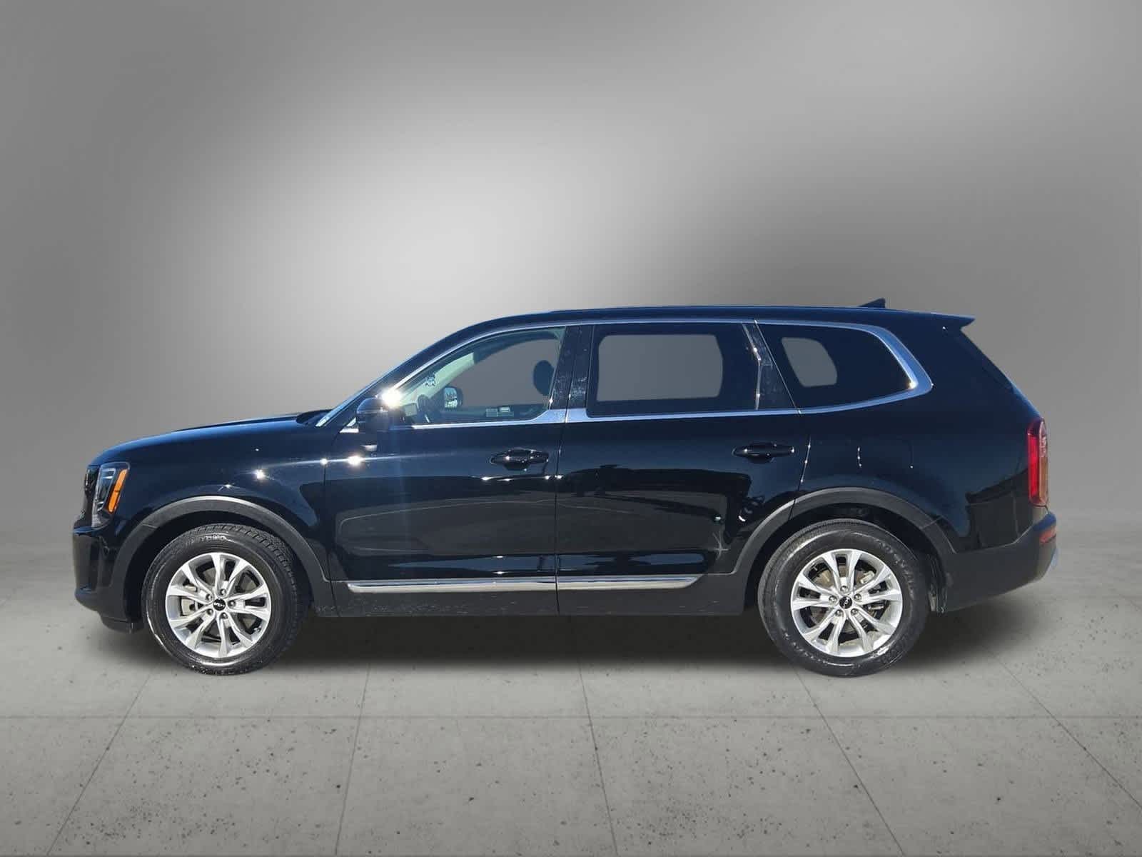 Thumbnail: 2022 Kia Telluride - 3