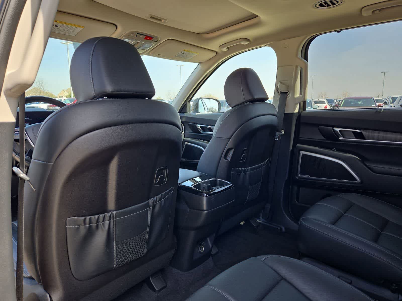 Thumbnail: 2023 Kia Telluride - 16