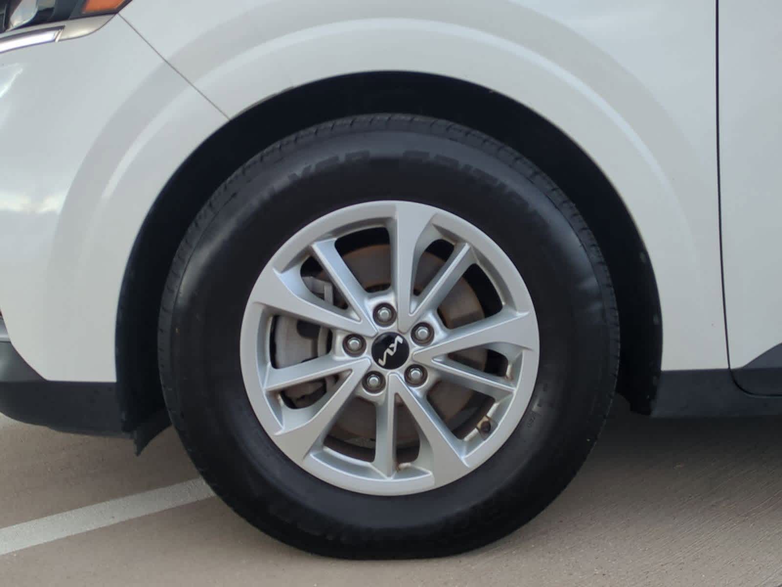 Thumbnail: 2024 Kia Carnival - 12