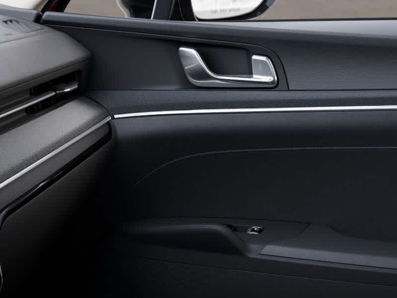 Thumbnail: 2025 Kia K5 - 25