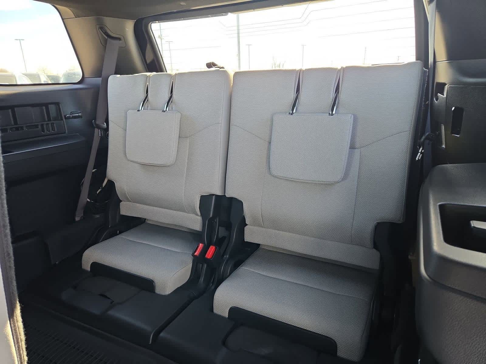 Thumbnail: 2025 Toyota 4Runner - 36