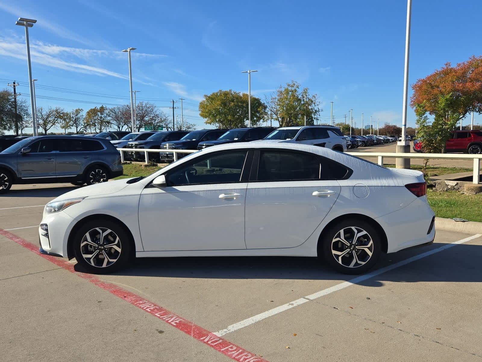 2019 Kia Forte LXS photo 3