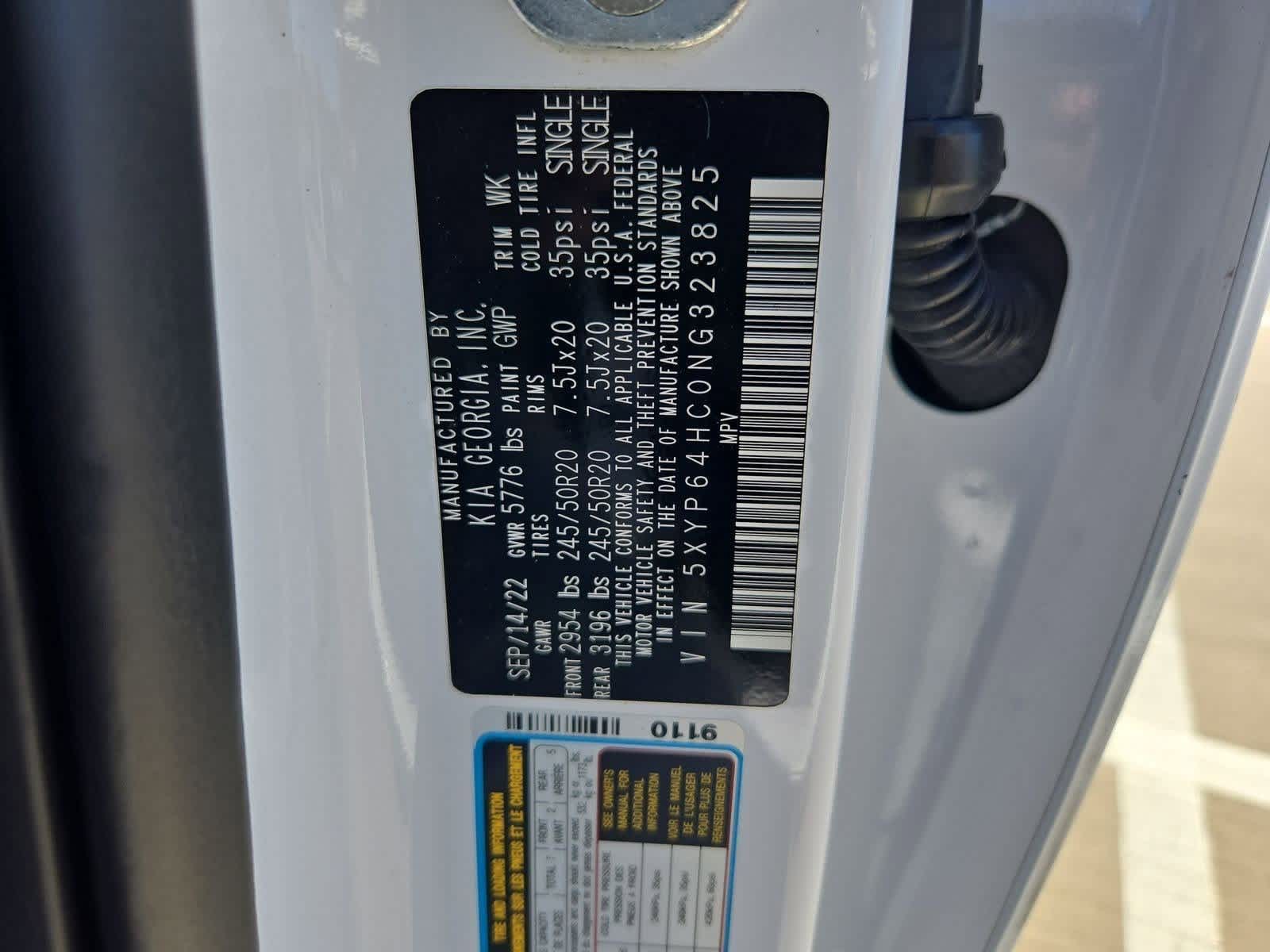 Thumbnail: 2022 Kia Telluride - 36