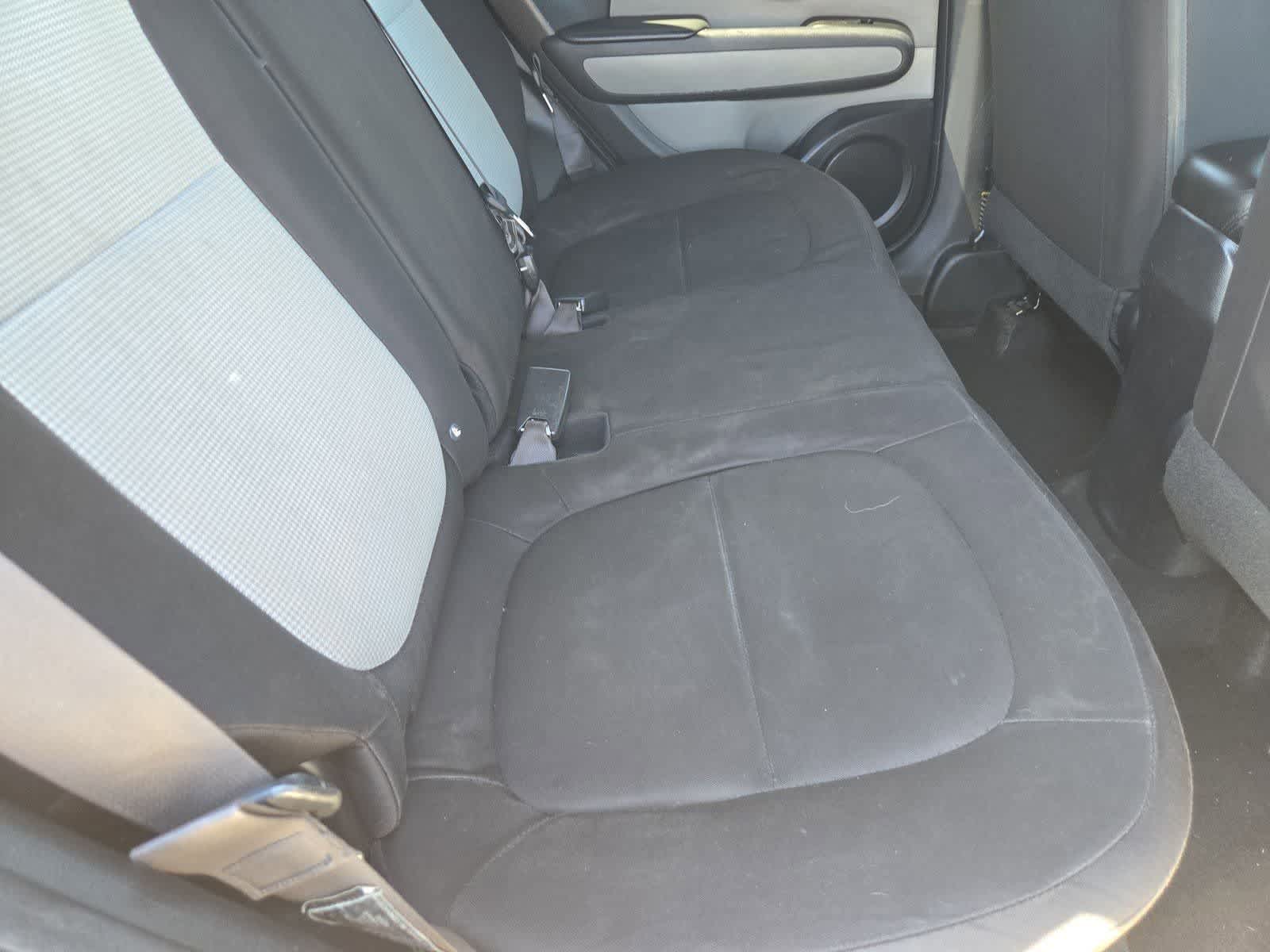 Thumbnail: 2016 Kia Soul - 18