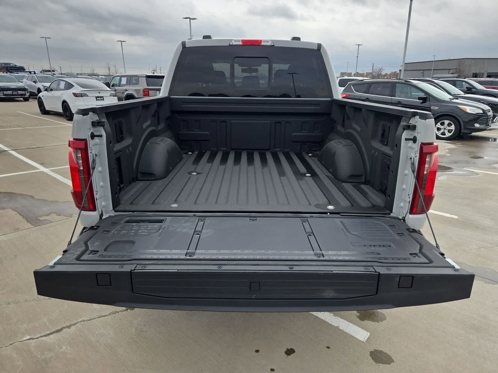 Thumbnail: 2024 Ford F-150 - 32