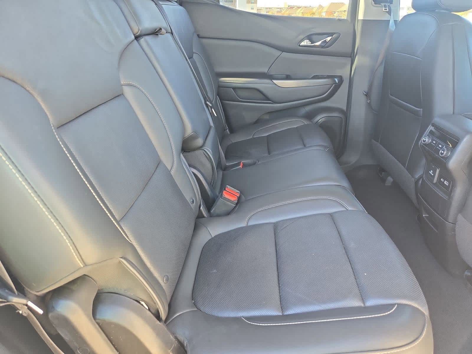 Thumbnail: 2023 GMC Acadia - 19