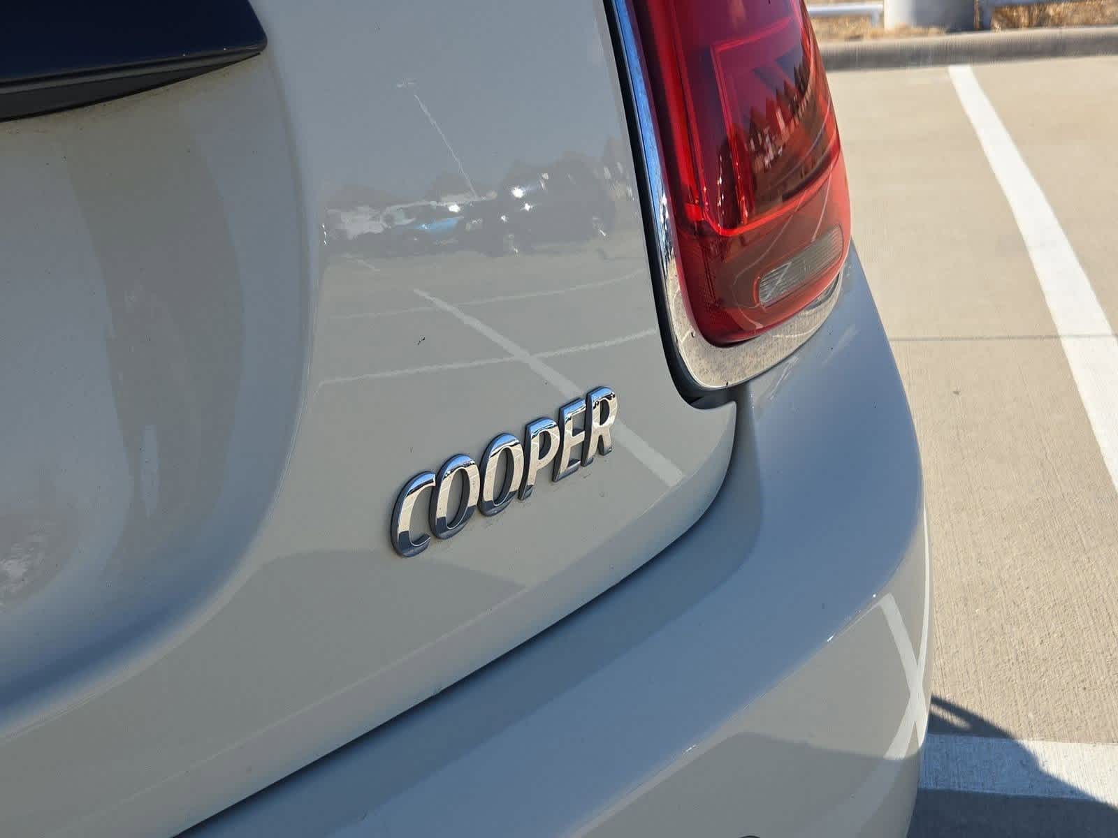 Thumbnail: 2020 MINI Cooper Hardtop - 12