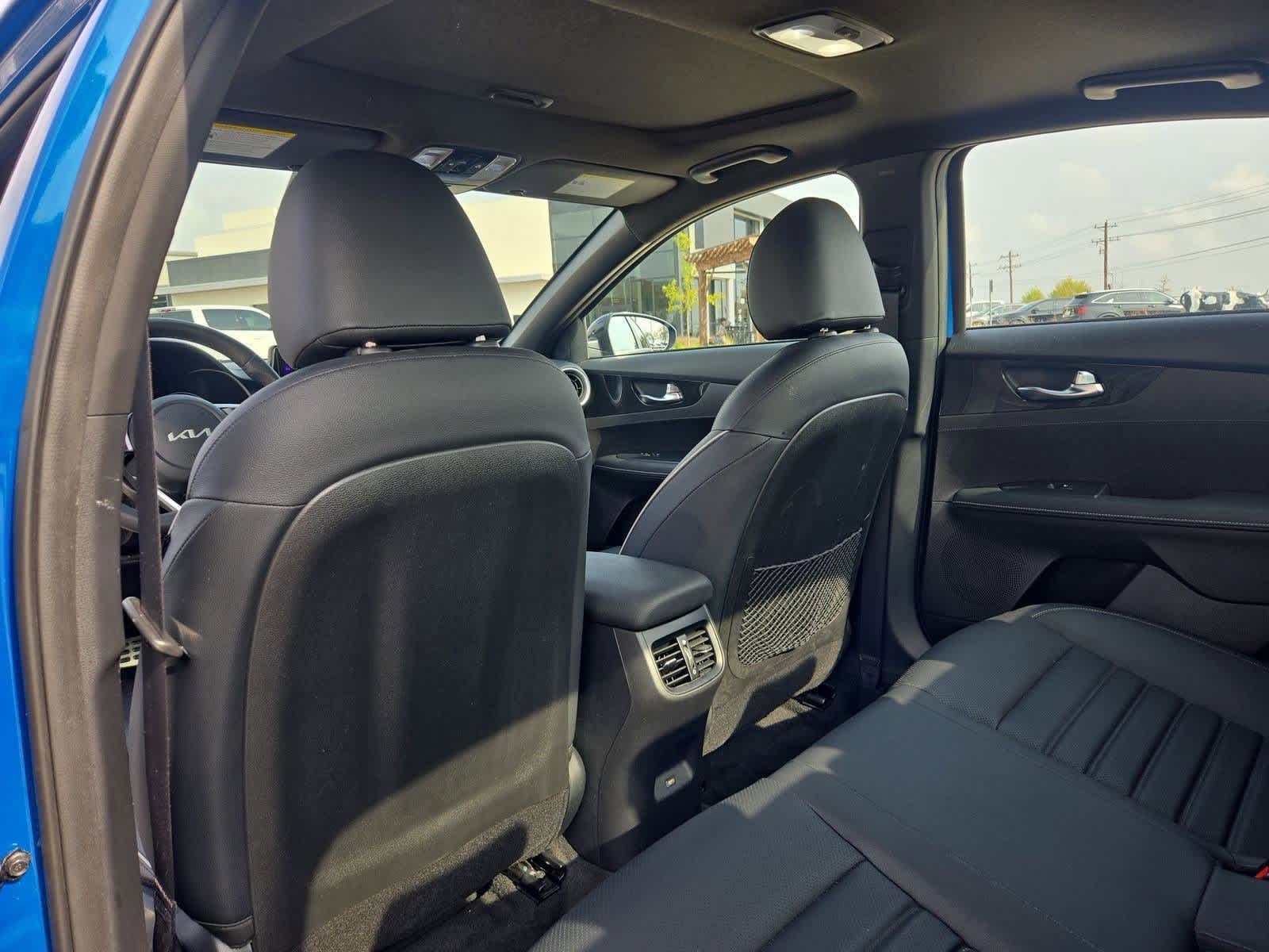 Thumbnail: 2023 Kia Forte - 18