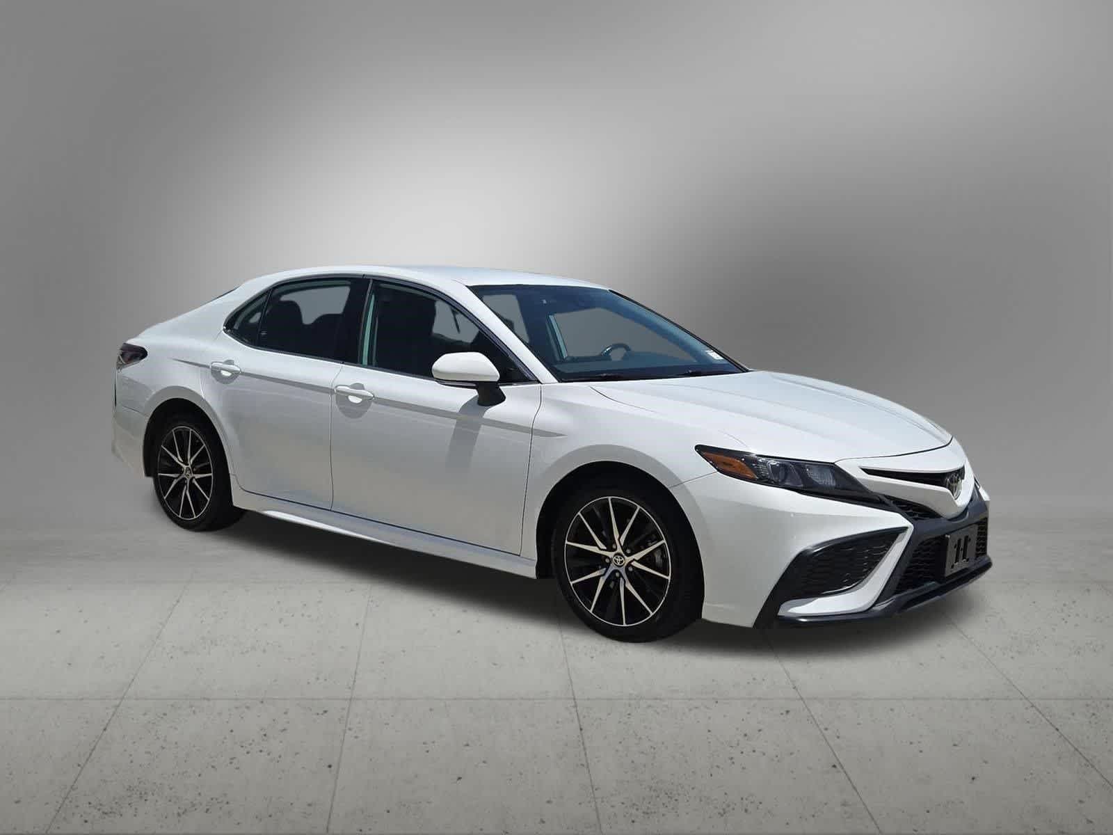 Thumbnail: 2024 Toyota Camry - 7