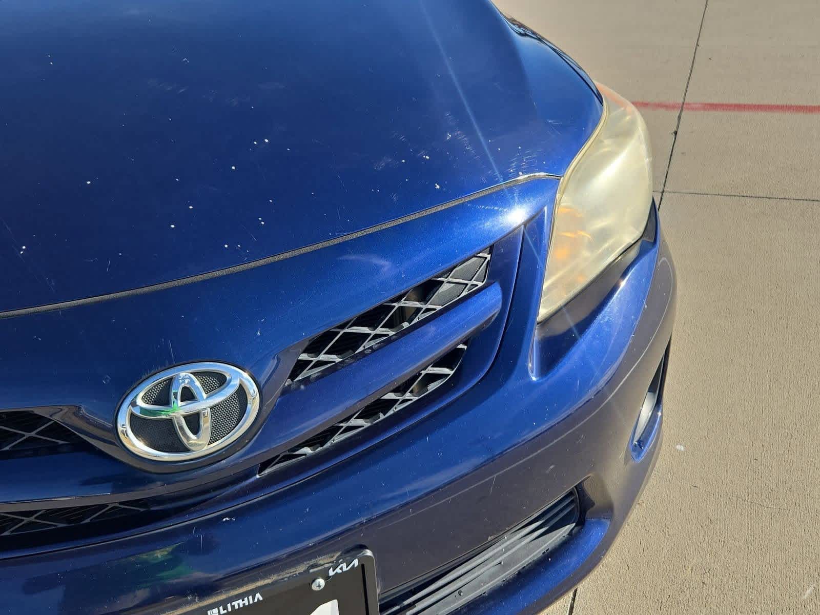 Thumbnail: 2011 Toyota Corolla - 10