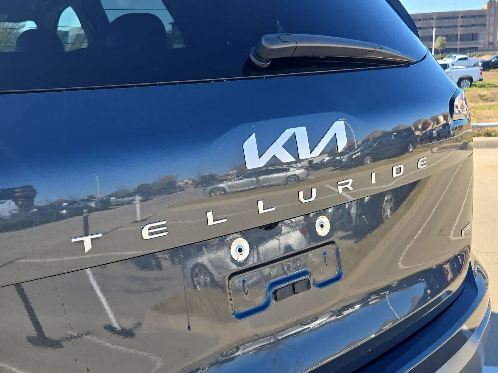 Thumbnail: 2023 Kia Telluride - 11