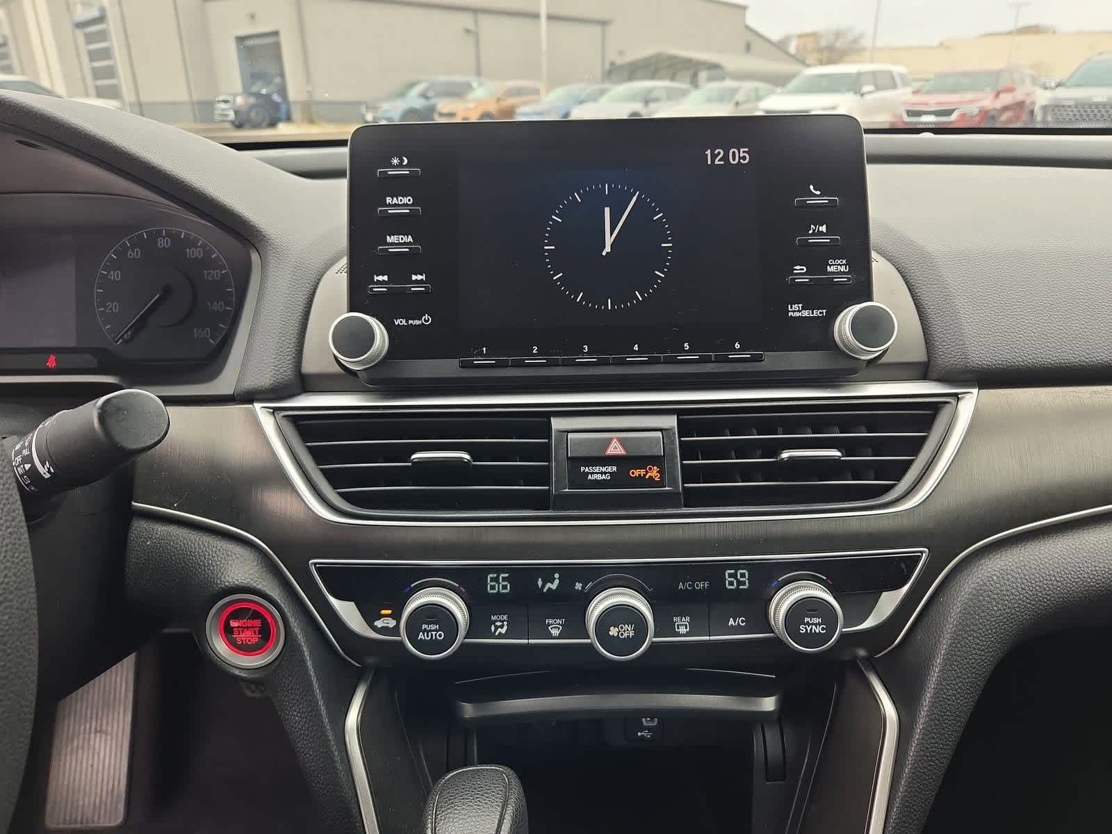 Thumbnail: 2019 Honda Accord - 26