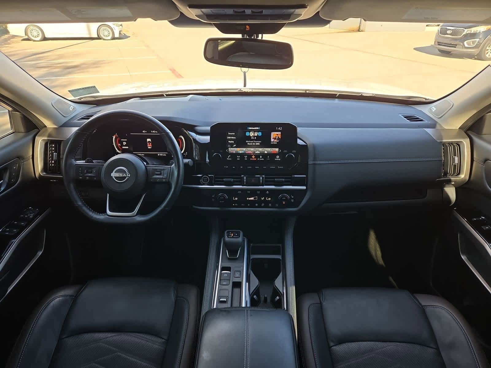 Thumbnail: 2022 Nissan Pathfinder - 14