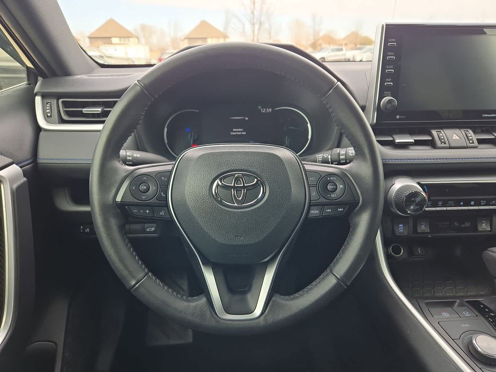 Thumbnail: 2022 Toyota RAV4 - 23