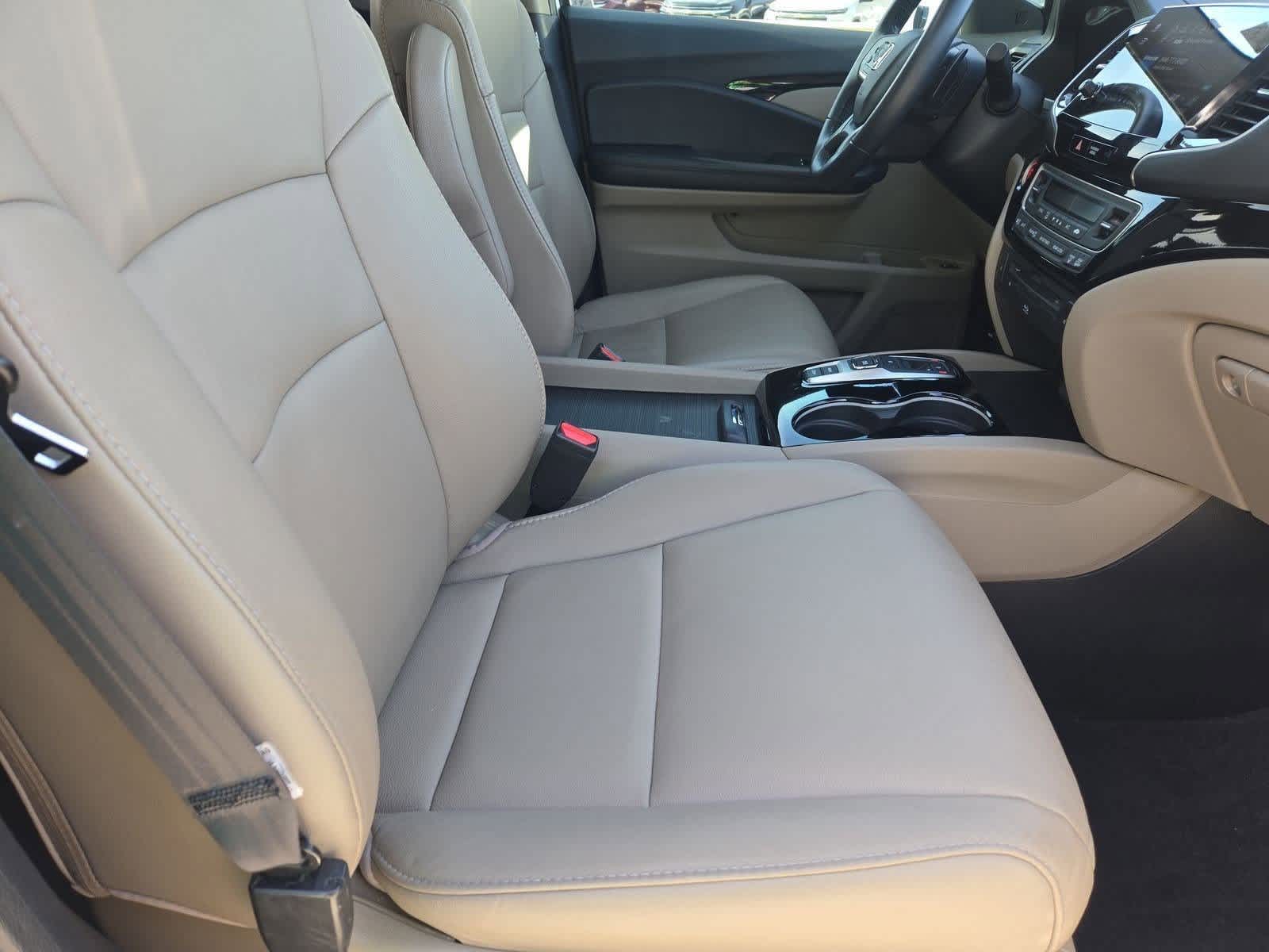 Thumbnail: 2022 Honda Pilot - 22