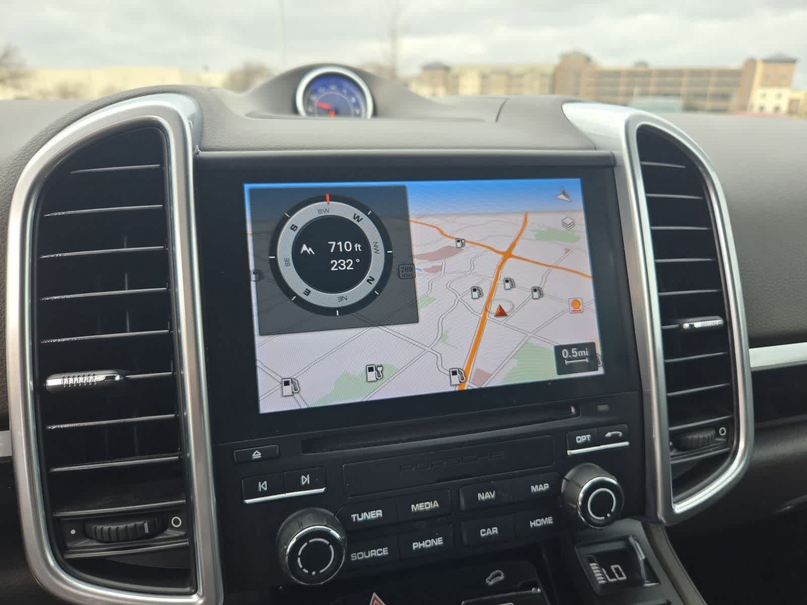 Thumbnail: 2017 Porsche Cayenne - 29