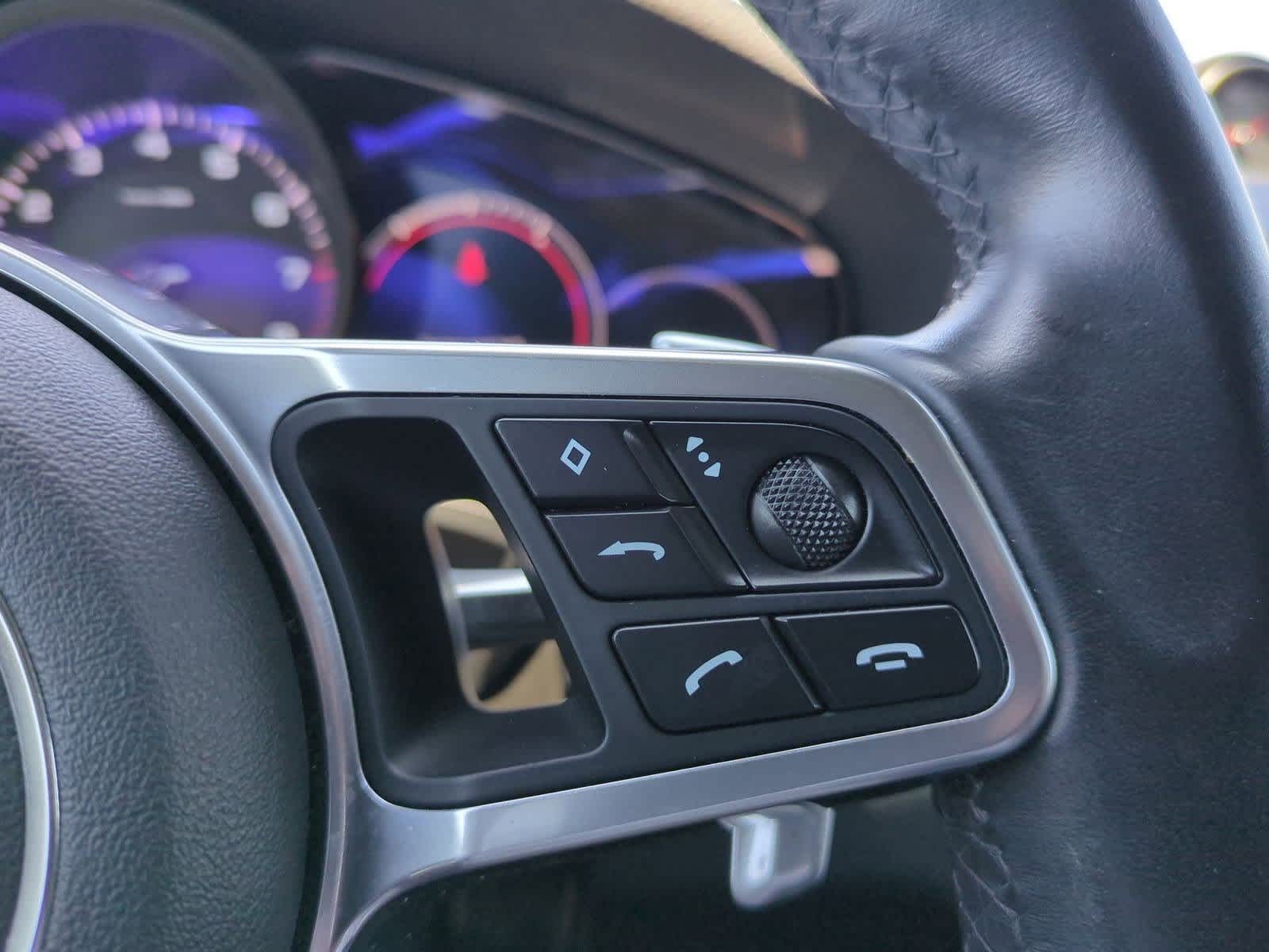 Thumbnail: 2020 Porsche Cayenne - 25