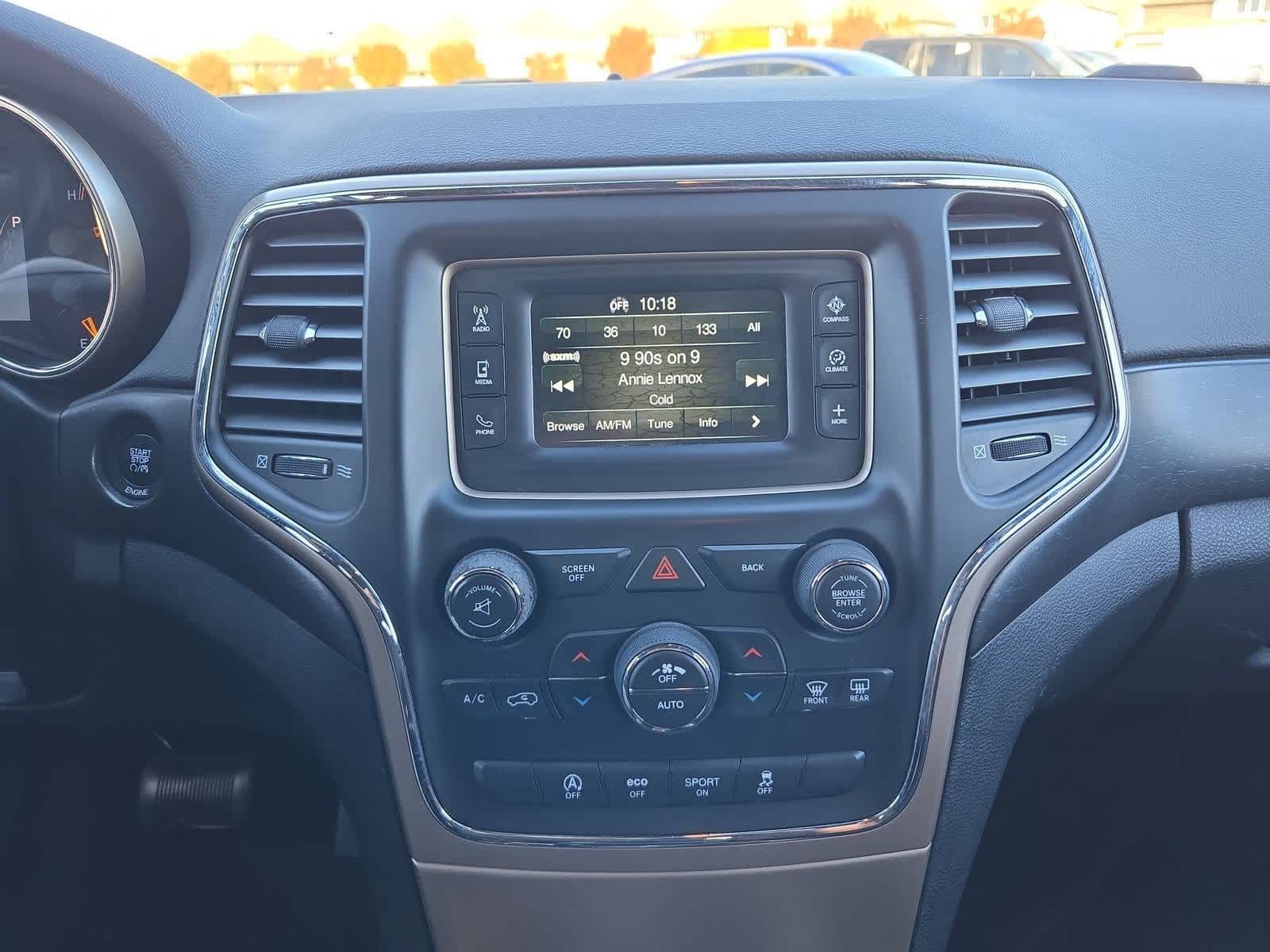 Thumbnail: 2016 Jeep Grand Cherokee - 27