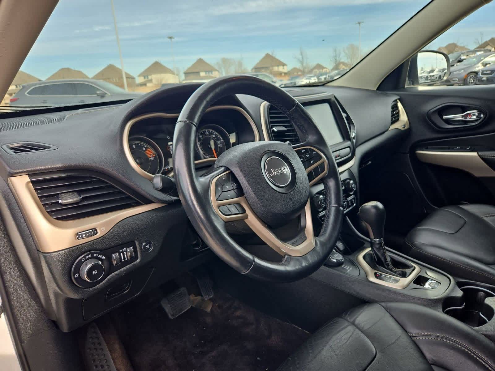 Thumbnail: 2018 Jeep Cherokee - 2