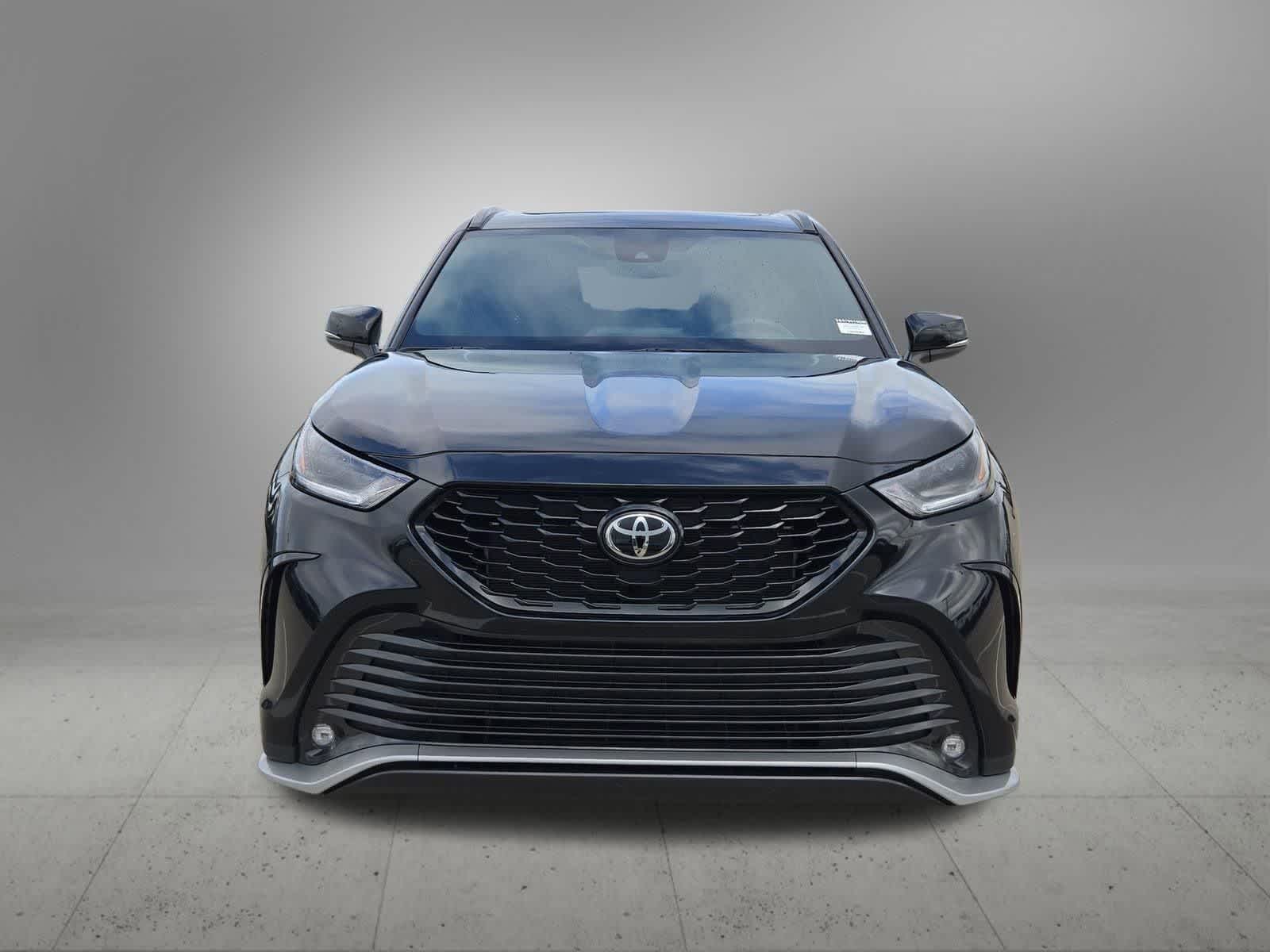 Thumbnail: 2025 Toyota Highlander - 9