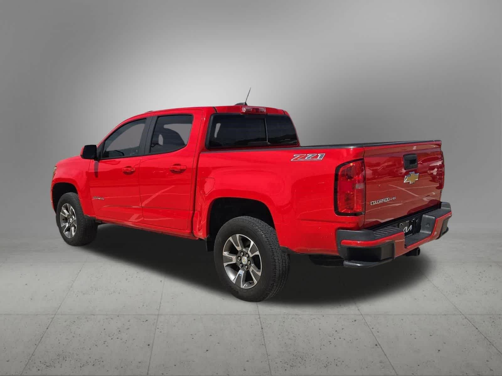 Thumbnail: 2017 Chevrolet Colorado - 4