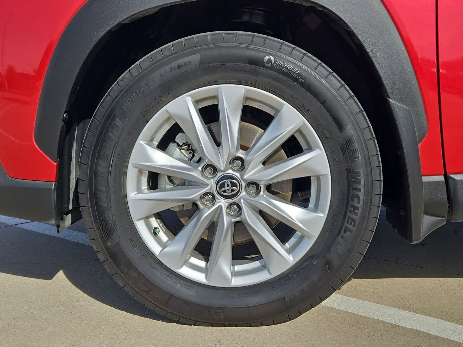 Thumbnail: 2024 Toyota Corolla Cross - 12