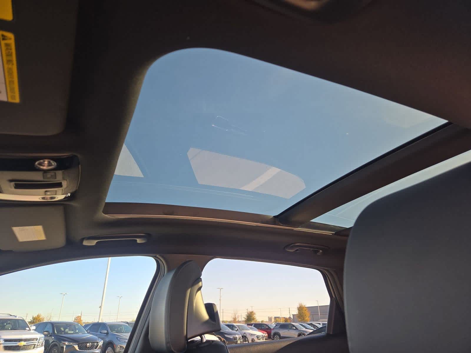 Thumbnail: 2023 Kia Sportage - 18