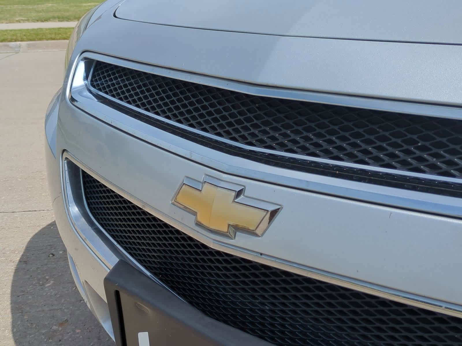 Thumbnail: 2012 Chevrolet Malibu - 10