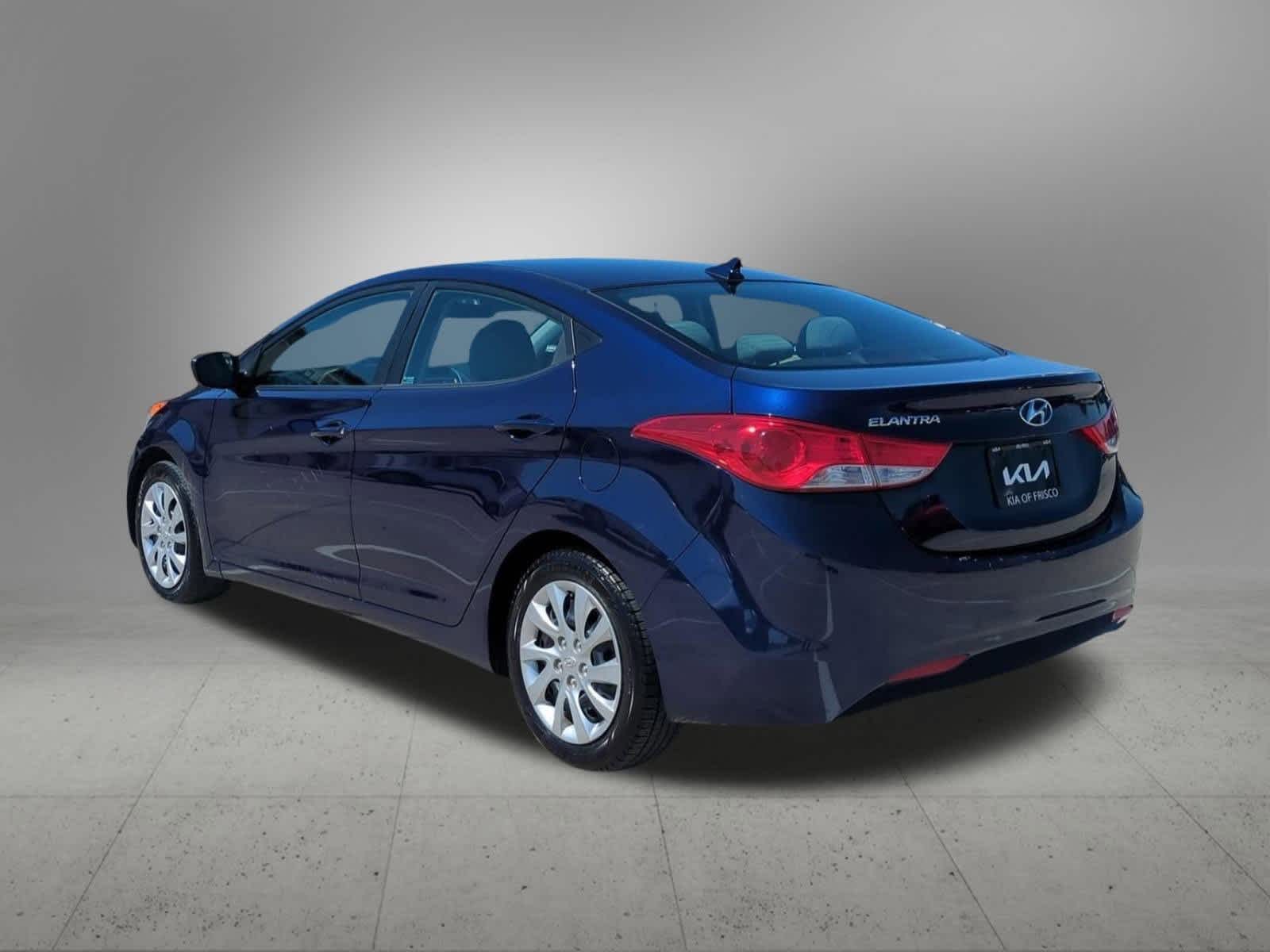 2011 Hyundai Elantra GLS photo 4