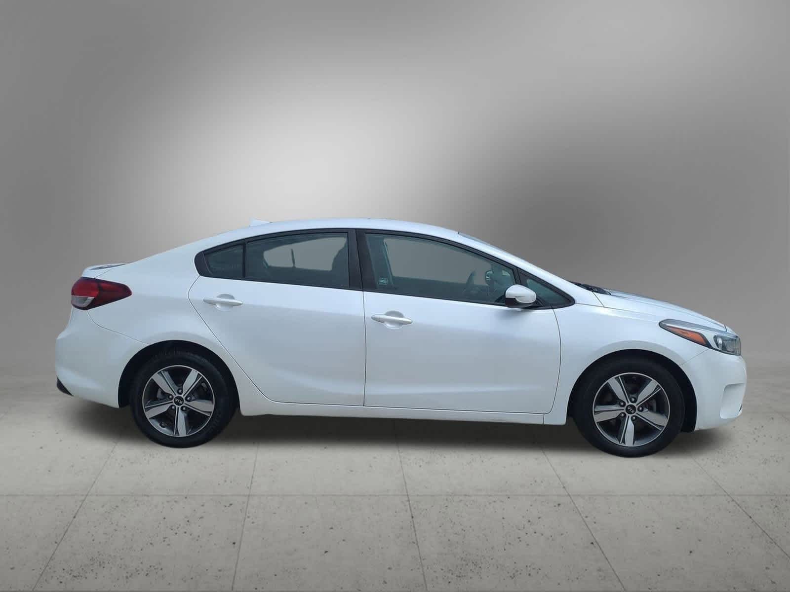 Thumbnail: 2018 Kia Forte - 7
