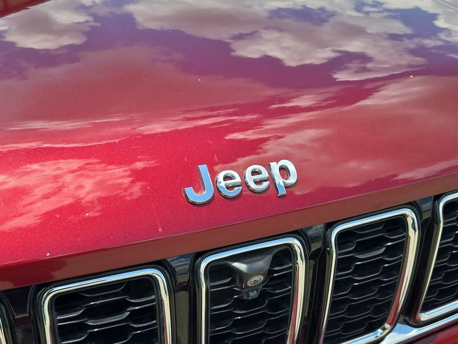 Thumbnail: 2022 Jeep Grand Cherokee - 10