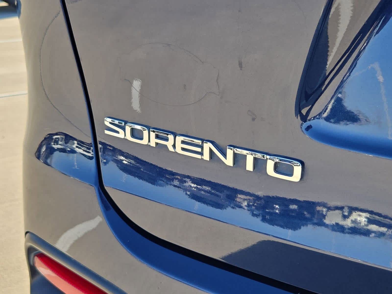 Thumbnail: 2017 Kia Sorento - 12