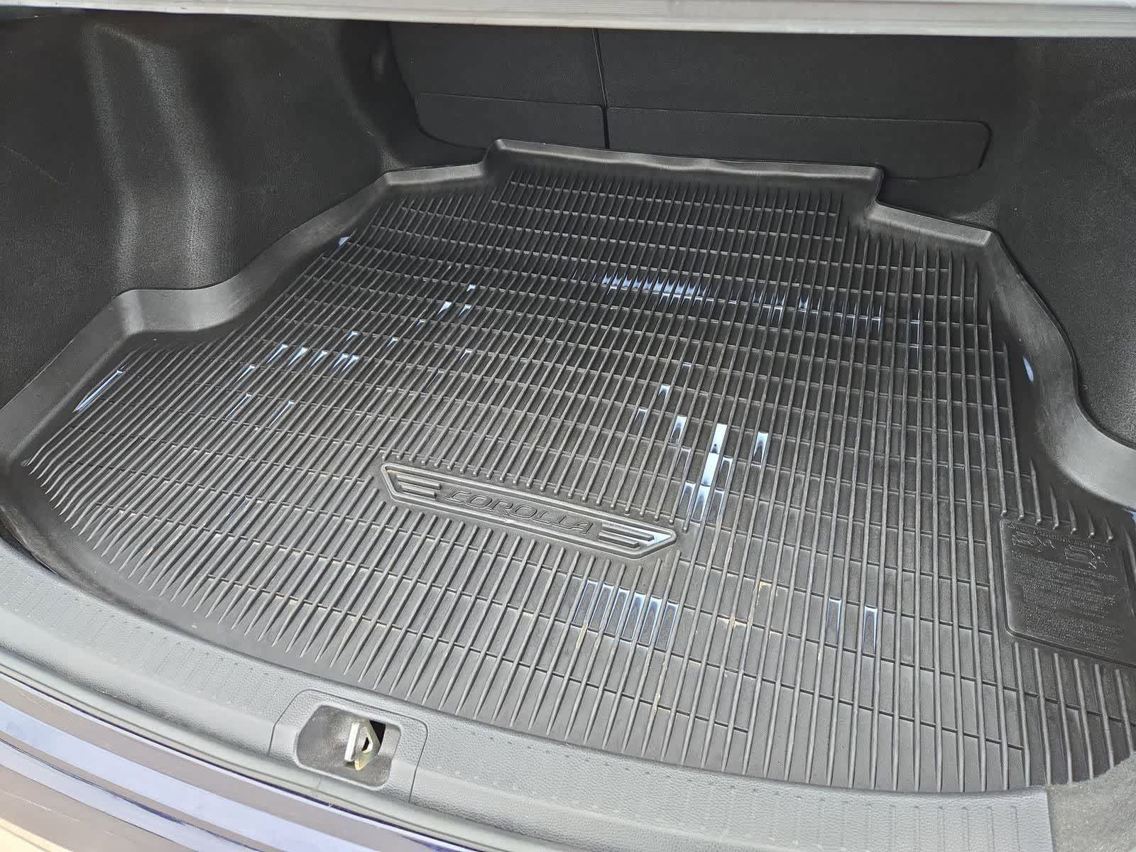 Thumbnail: 2023 Toyota Corolla - 29