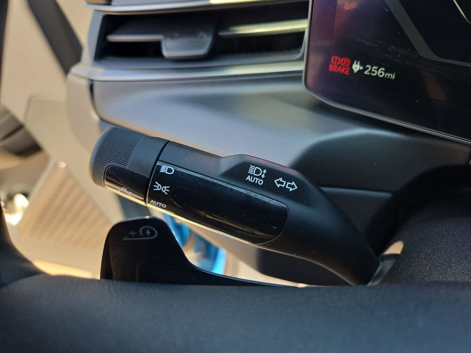 Thumbnail: 2024 Kia EV9 - 25