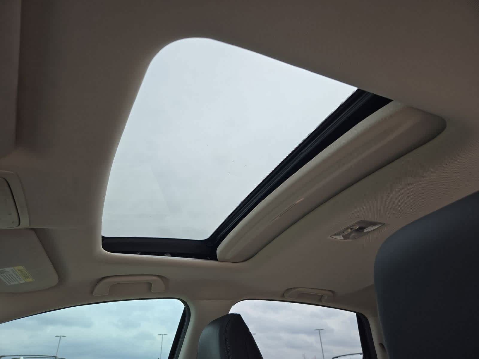 Thumbnail: 2016 Honda CR-V - 17