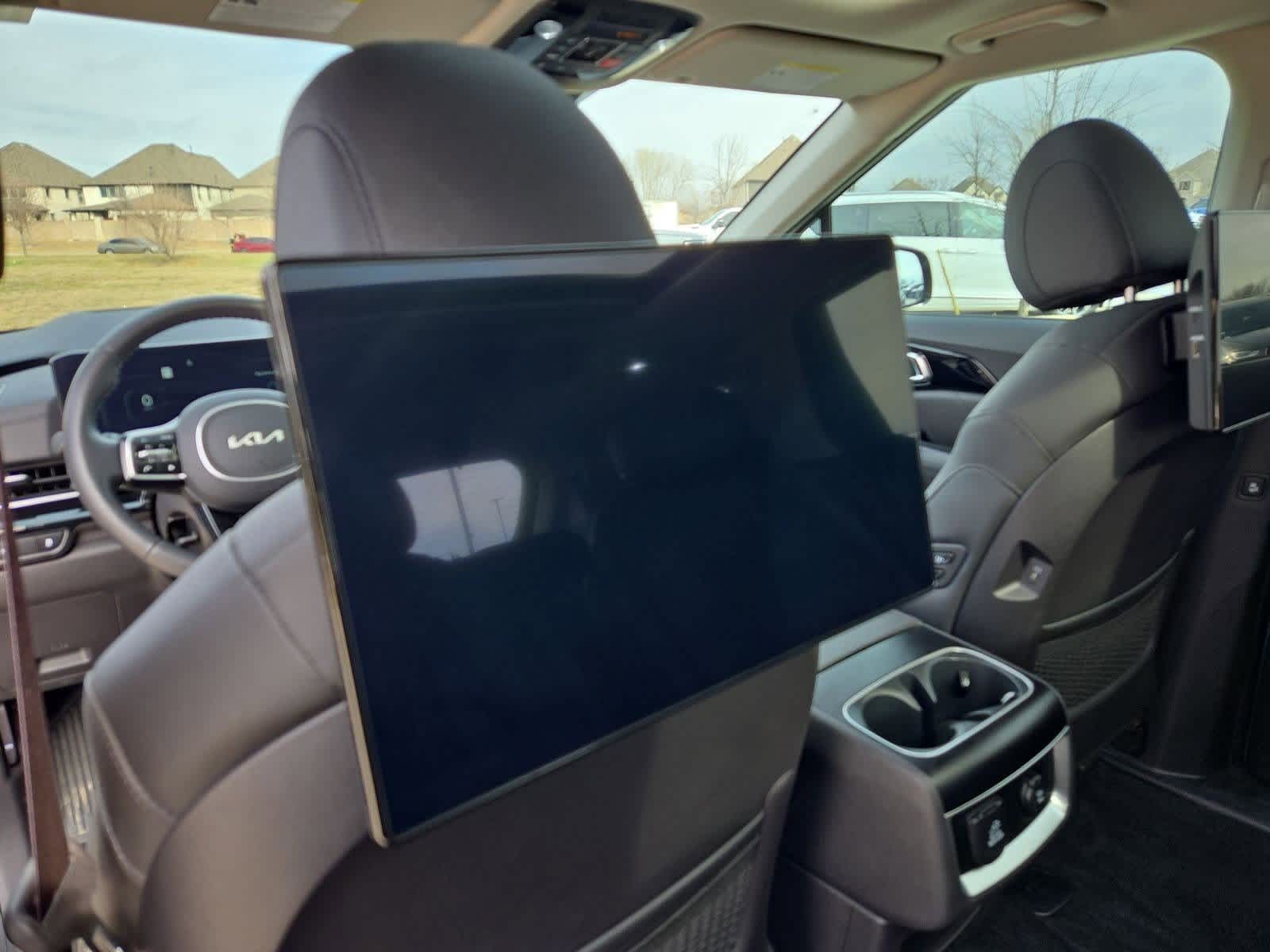 Thumbnail: 2025 Kia Carnival - 39