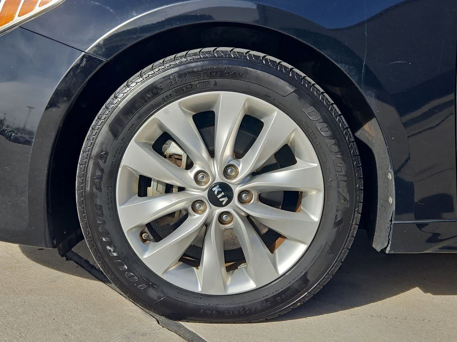 Thumbnail: 2016 Kia Optima - 12