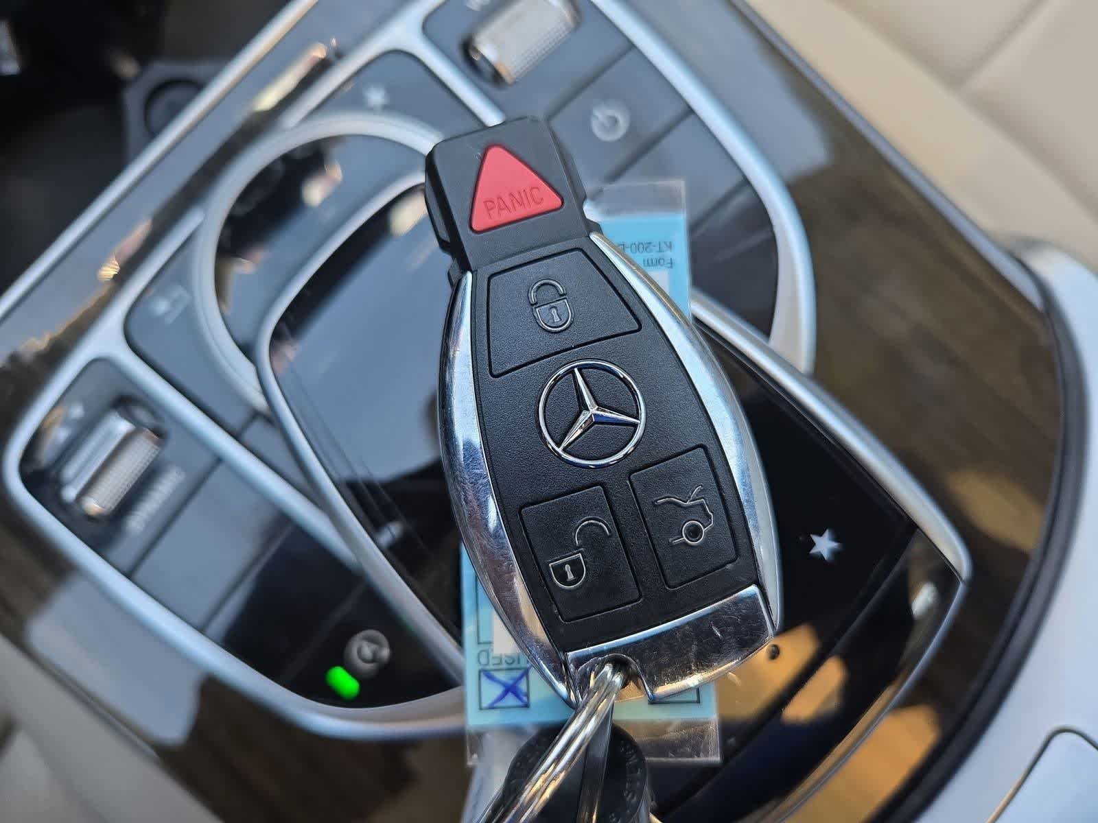 Thumbnail: 2018 Mercedes-Benz C-Class - 35