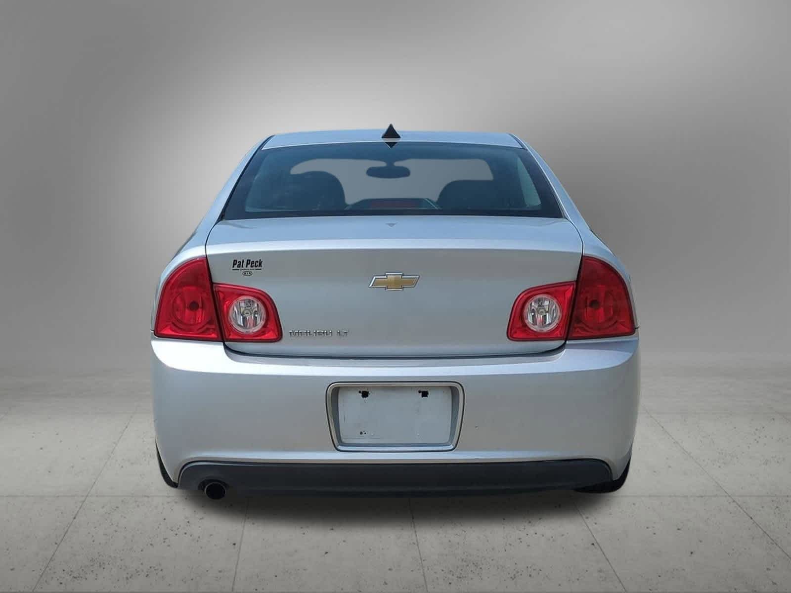 Thumbnail: 2012 Chevrolet Malibu - 5