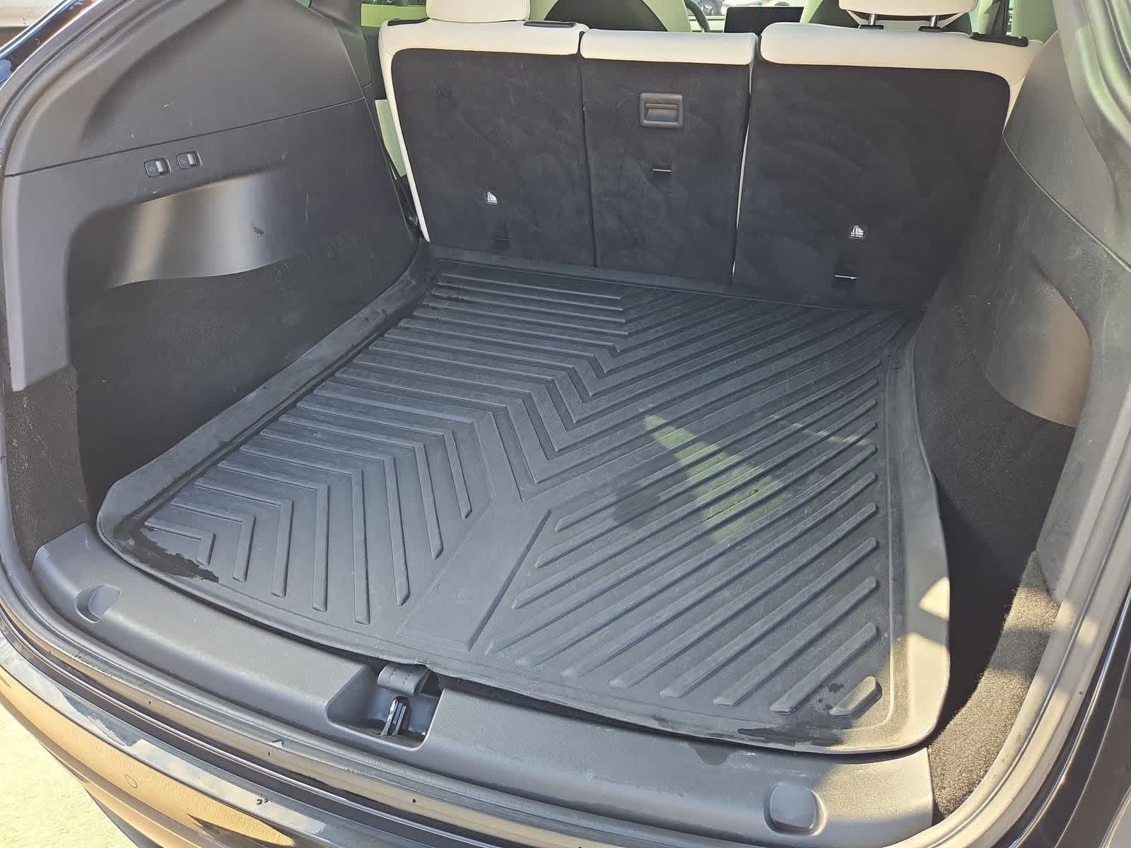 Thumbnail: 2021 Tesla Model Y - 29