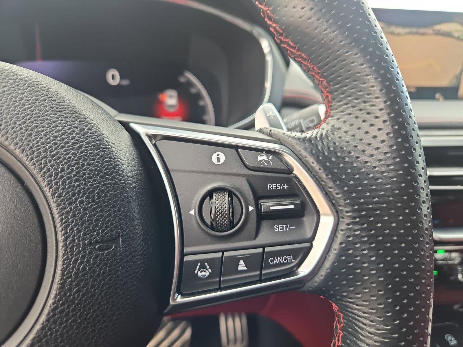 Thumbnail: 2022 Acura MDX - 25