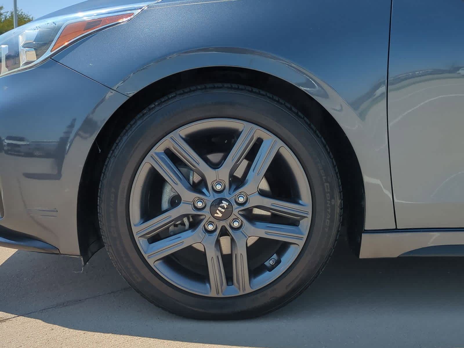 Thumbnail: 2020 Kia Forte - 13