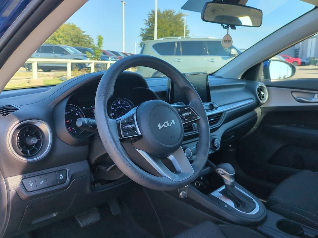 Certified 2022 Kia Forte LXS Sedan