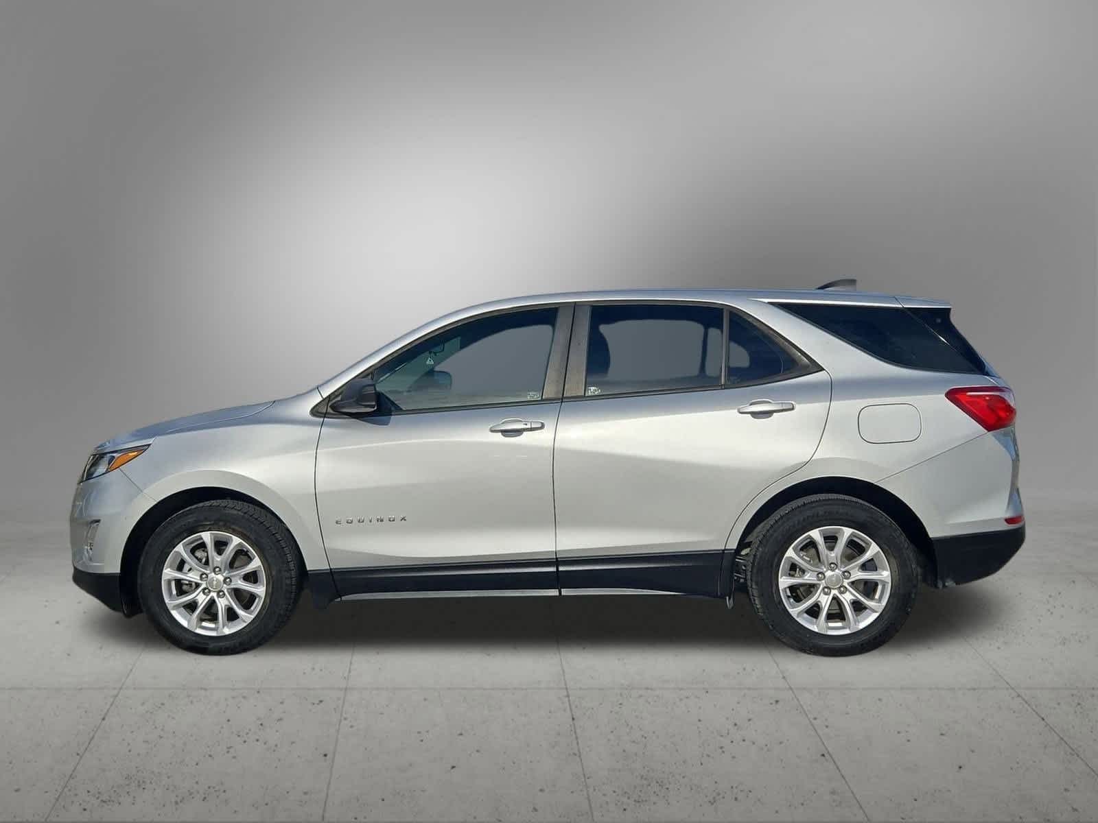 Thumbnail: 2020 Chevrolet Equinox - 3