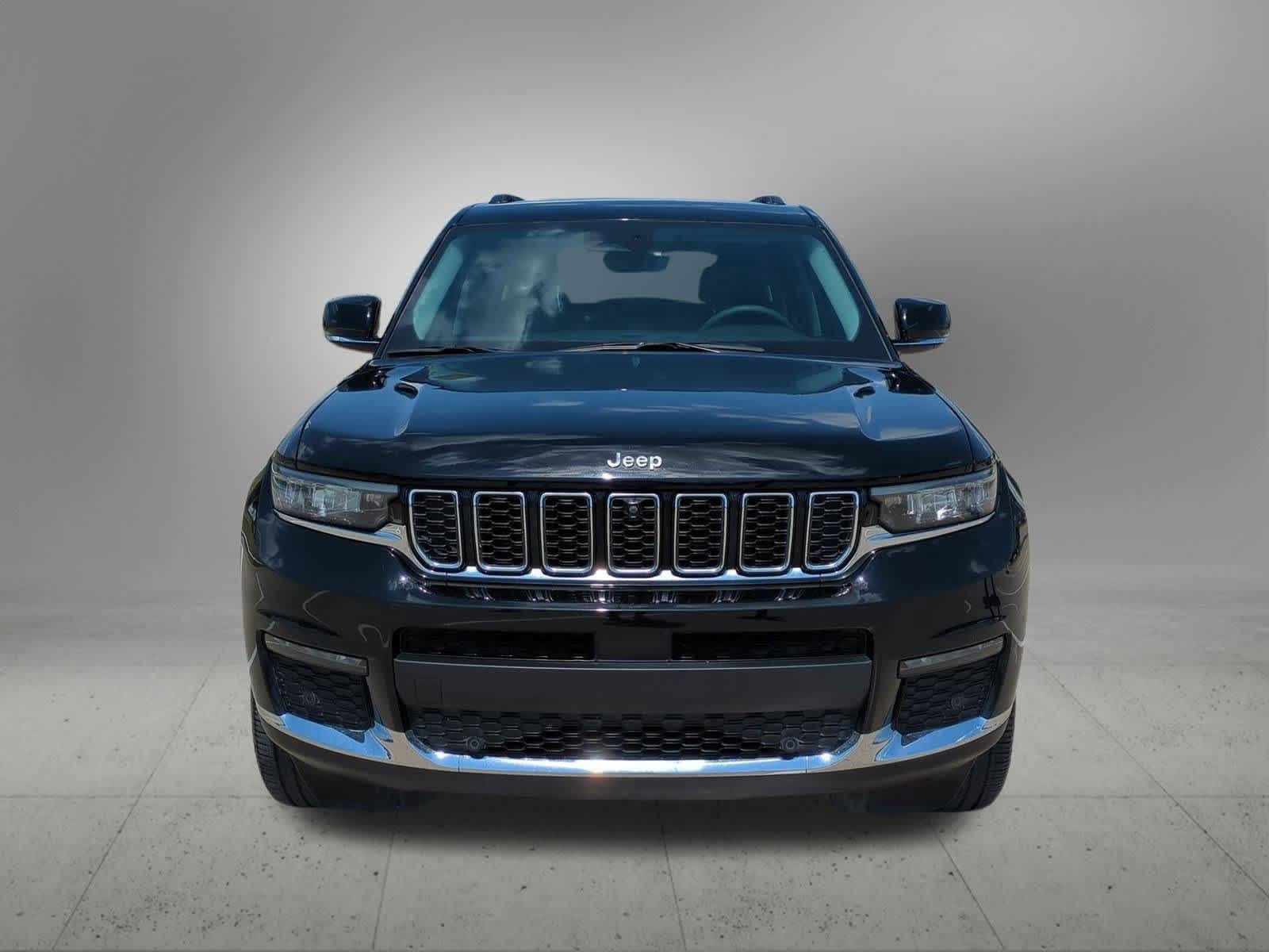 Thumbnail: 2023 Jeep Grand Cherokee - 9