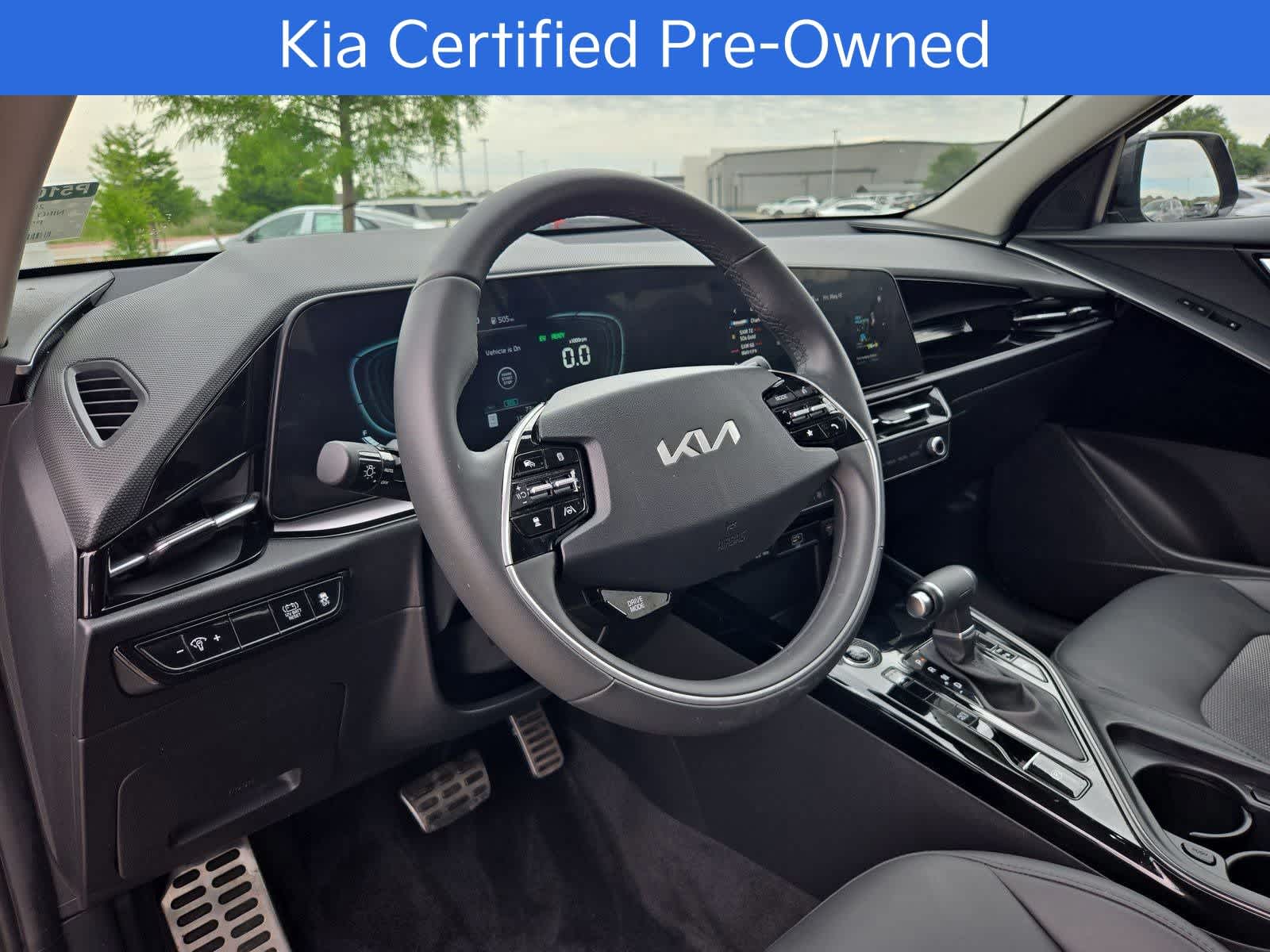 Thumbnail: 2023 Kia Niro - 2