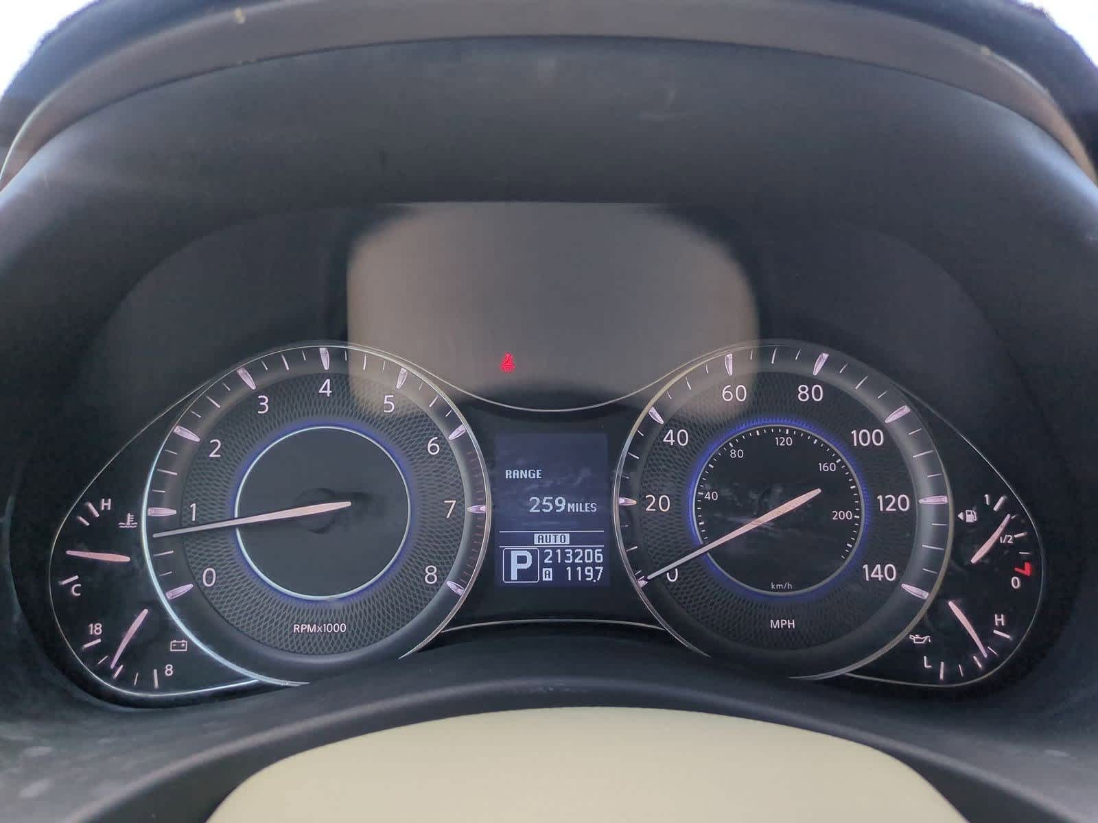 Thumbnail: 2011 INFINITI QX56 - 34