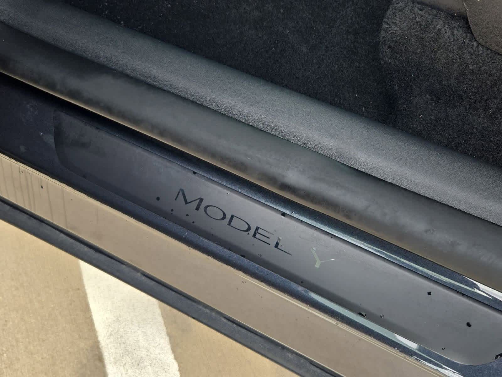 Thumbnail: 2025 Tesla Model Y - 10