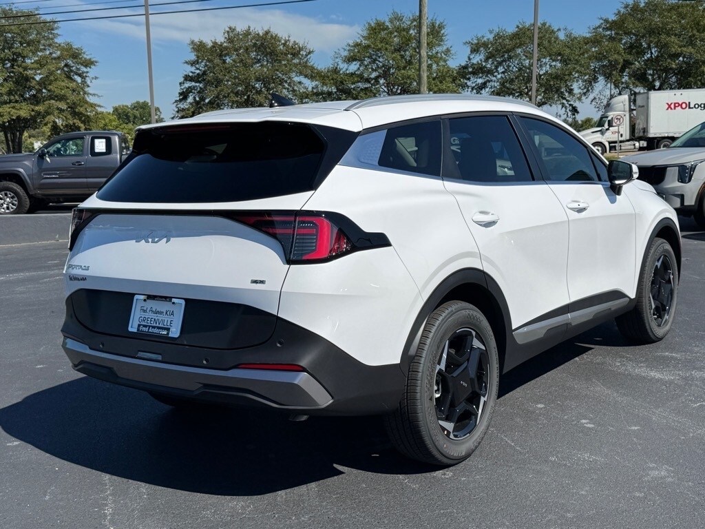 2026 Kia Sportage EX photo 3