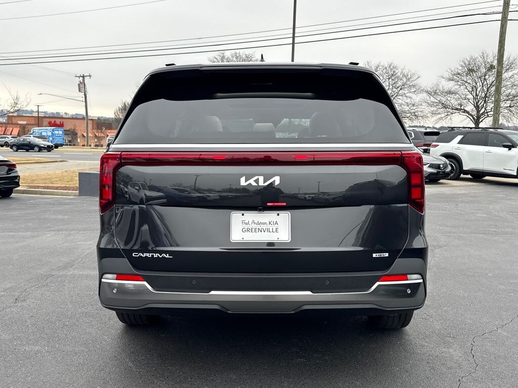 New 2026 Kia Carnival Hybrid SX Van Passenger Van